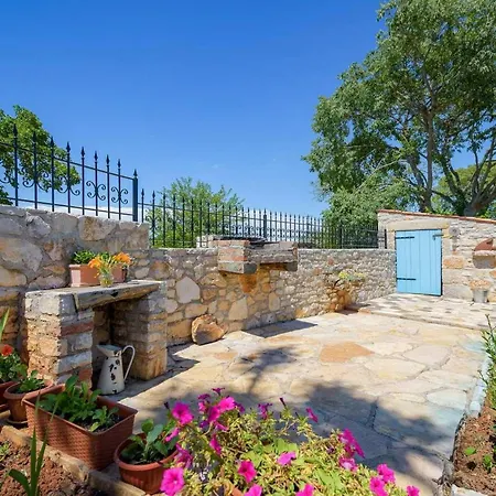 Casa Ulike بيت للعطل *