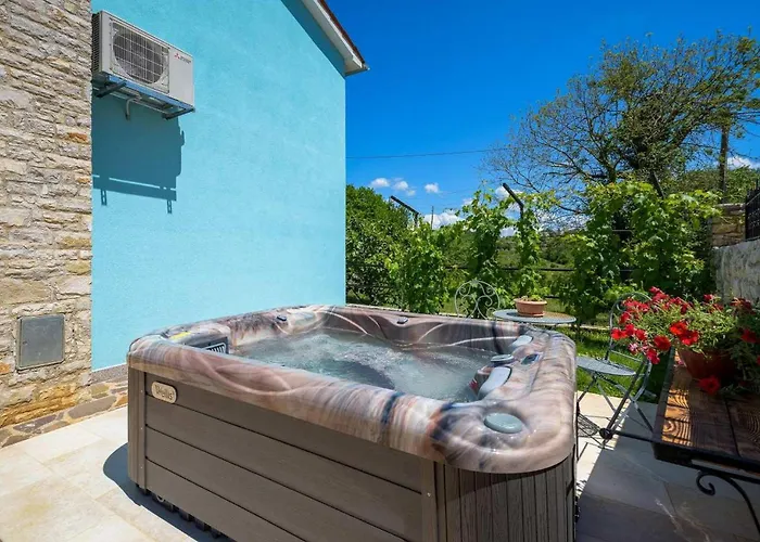 Holiday home Casa Ulike *